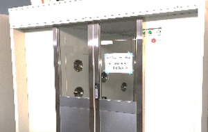エアシャワー(自動扉)