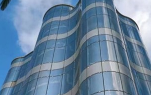 強化曲面ガラス