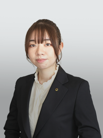 保険統括部　2024年入社 向井田　彩音